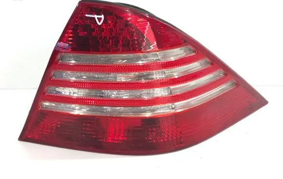 Mercedes-Benz S W220 Rear/tail lights