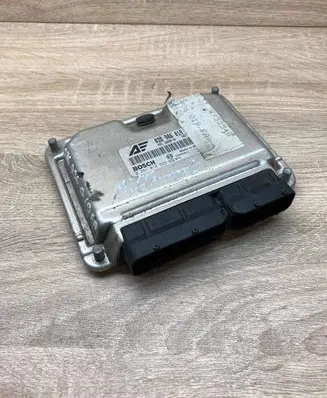 Volkswagen PASSAT B5.5 Engine control unit/module ECU 038906019 0281010629