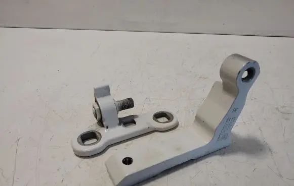 Volvo XC40 Rear door lower hinge 31457099
