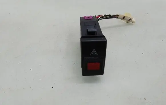 Audi A8 S8 D2 4D Hazard light switch 4D0941509A