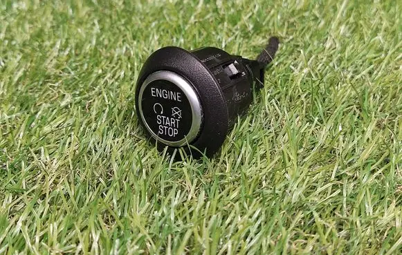 Engine start stop button switch