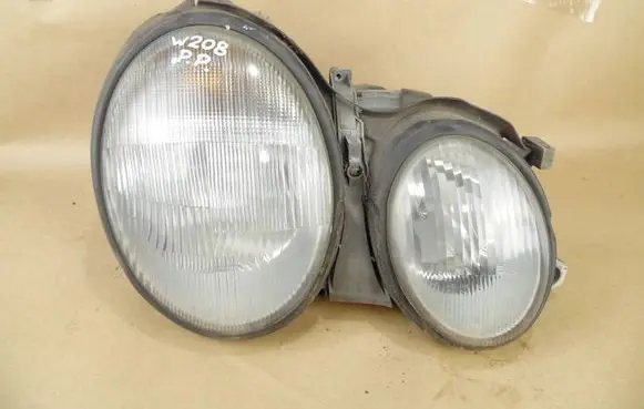 Mercedes-Benz CLK A208 C208 Headlight/headlamp