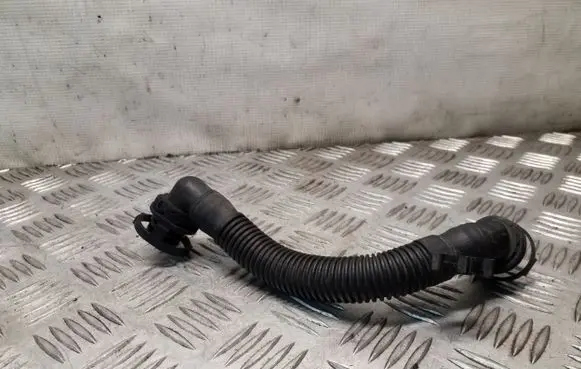 Volkswagen Tiguan Breather hose/pipe 03L103493AE
