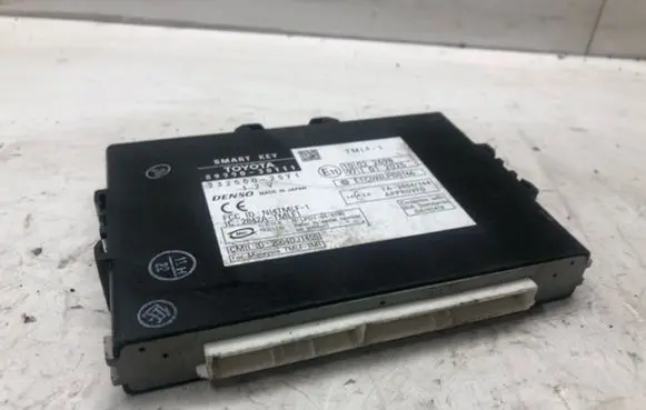 Lexus GS 300 350 430 450H Keyless (KESSY) go control unit/module 8999030111