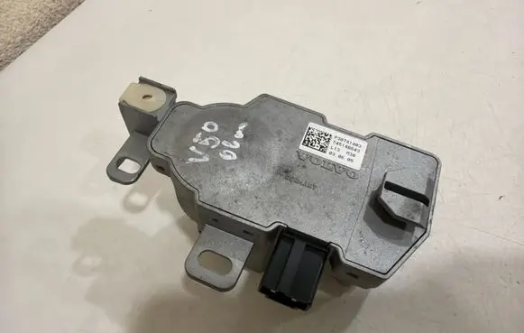 Volvo V50 Steering wheel lock P30741403