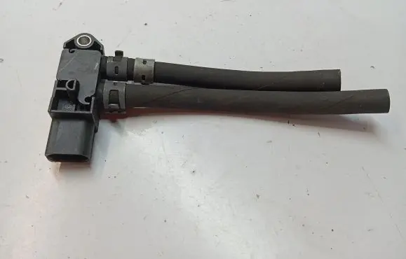 Jaguar F-Pace Exhaust gas pressure sensor GX735L200AA