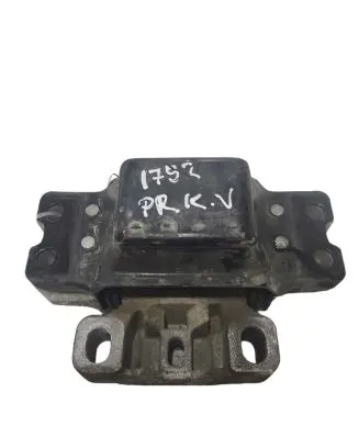 Volkswagen Jetta V Engine mount bracket 1K0199555