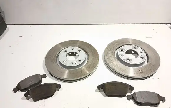 Citroen C4 Grand Picasso Front brake disc