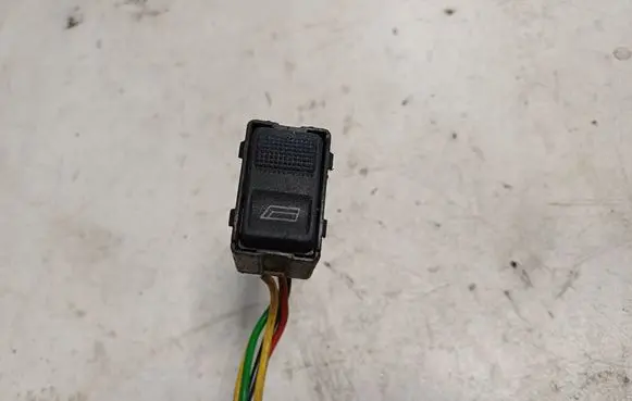 Audi A6 S6 C4 4A Electric window control switch