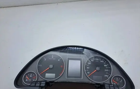 Audi A4 S4 B7 8E 8H Speedometer (instrument cluster) 8E0920932K