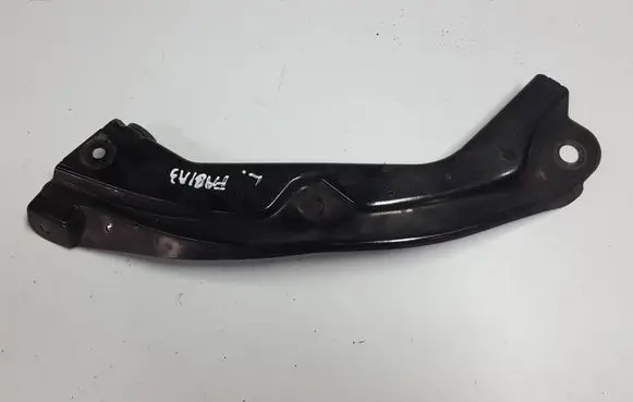 Skoda Fabia Mk3 (NJ) Headlight/headlamp mounting bracket 6V0805931XAUTOPX 6V0805931