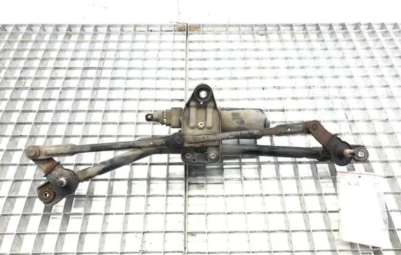 Front wiper linkage and motor