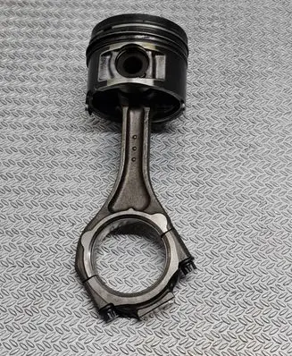 Opel Signum Piston with connecting rod