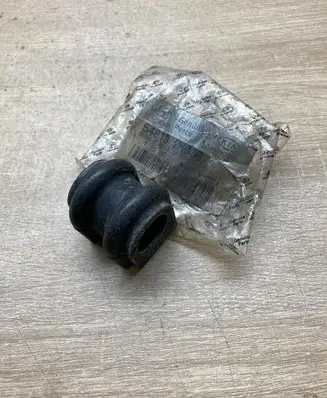 Front anti-roll bar/stabilizer link