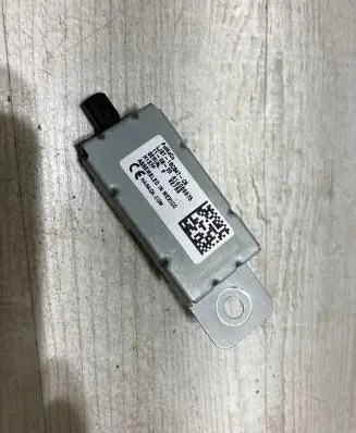 Ford Kuga III Sensor lj6t18c647cb