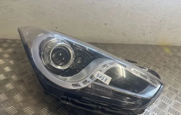 Hyundai i40 Headlight/headlamp 921023ZXXX 921023Z090