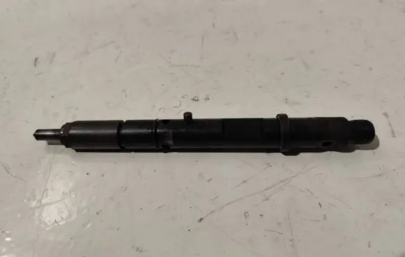 Audi A4 S4 B7 8E 8H Fuel injector 059130201g