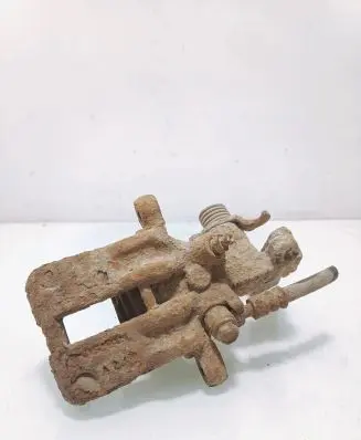 Nissan Almera N16 Rear brake caliper