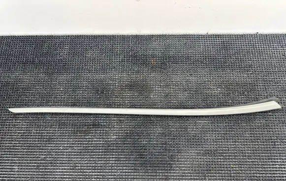 Peugeot 3008 I Windshield trim 9682757880