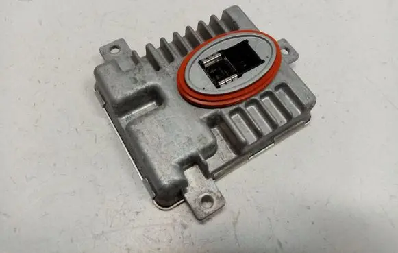 BMW 5 F10 F11 Xenon control unit/module 7237647 63117237647 63117237644