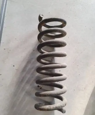 Mercedes-Benz C W203 Rear coil spring