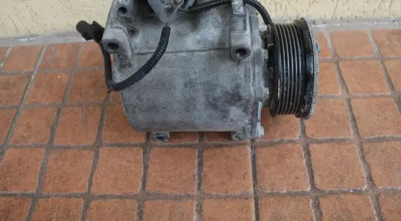 Mitsubishi Outlander Air conditioning (A/C) compressor (pump) 