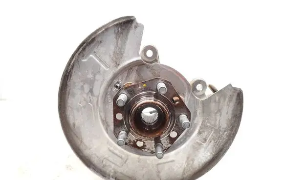 Rear wheel hub