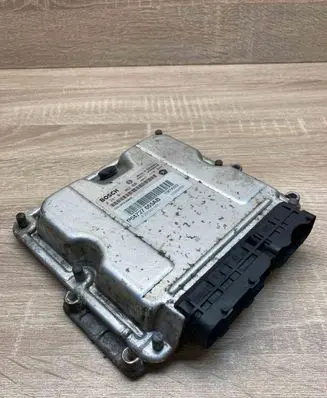 Chrysler Voyager Engine control unit/module ECU P04727665AB 0281011062 HN7AB0