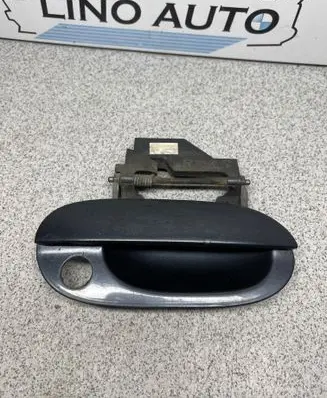 BMW 5 E39 Front door exterior handle 51218245462