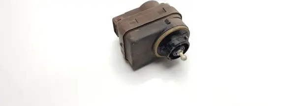 Peugeot 406 Headlight level adjustment motor 