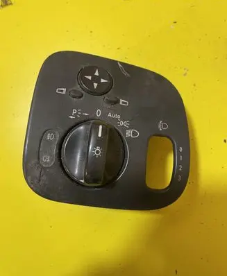 Mercedes-Benz C W203 Light switch A2035450604 2035450604