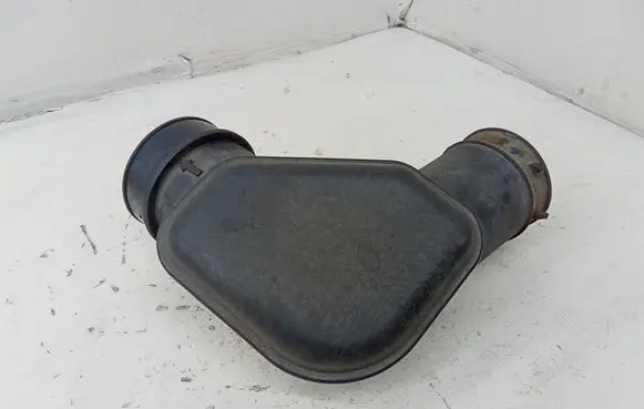 Hyundai ix35 Intake resonator 281922Y300