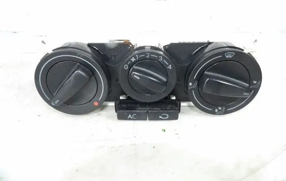 Volkswagen Bora Climate control unit 1J0820045F