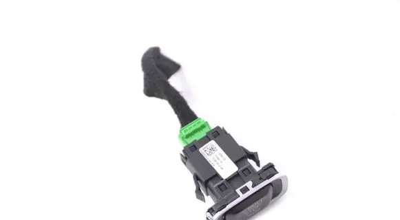 Volvo V40 Engine start stop button switch 31394114 10090125