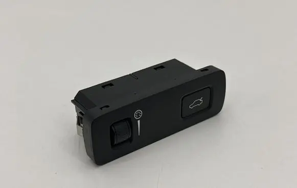 Volvo XC40 Tailgate opening switch 31443873 18W356 T18350679201
