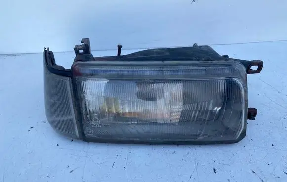 Toyota Corolla E80 Headlight/headlamp 12217