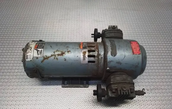 Ford Transit Air suspension compressor/pump 3HBB19M322