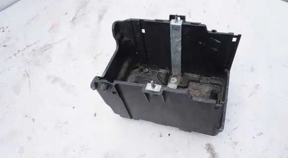 Ford B-MAX Battery box tray 