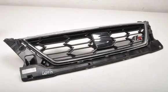 Seat Leon (5F) Front grill 5F0853654J