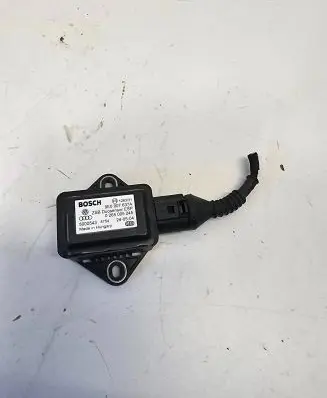 Volkswagen PASSAT B5 ESP acceleration yaw rate sensor 8E0907637A 5000543 0265005245