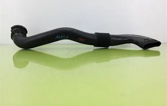 Opel Vivaro Air intake hose/pipe 8200072754
