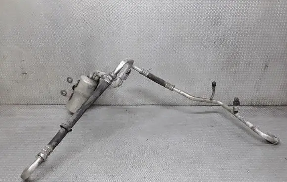 Ford C-MAX I Air conditioning (A/C) pipe/hose