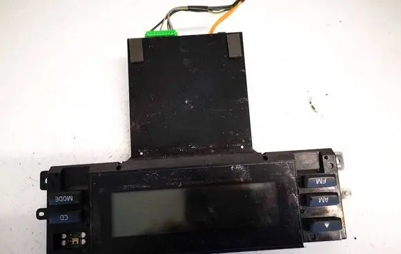 Volvo XC70 Screen/display/small screen volvo7923 1682233
