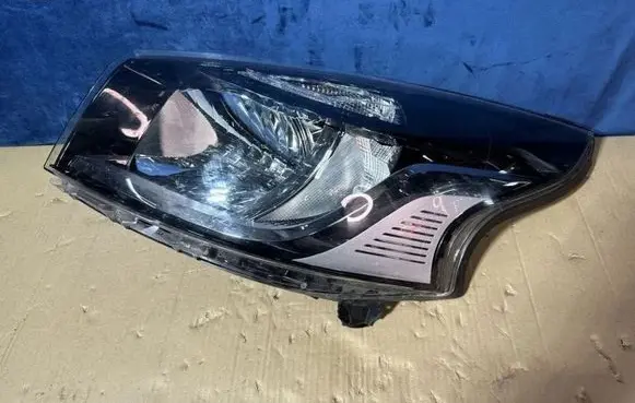 Renault Trafic III (X82) Headlight/headlamp
