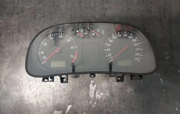 Volkswagen Golf IV Speedometer (instrument cluster) 1J0920805BX 0263628501