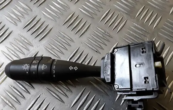 Mitsubishi Colt Indicator stalk 17E018
