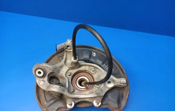 Mercedes-Benz E C207 W207 Rear wheel hub