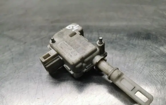 Volkswagen Golf IV Central locking motor 