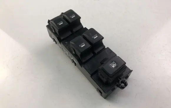 KIA Ceed Electric window control switch 93570A2000