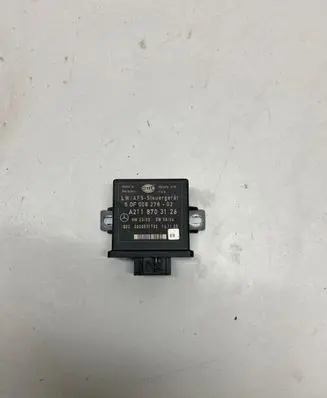 Mercedes-Benz E W211 Light module LCM 5DF00827802 0000531732 A2118703126